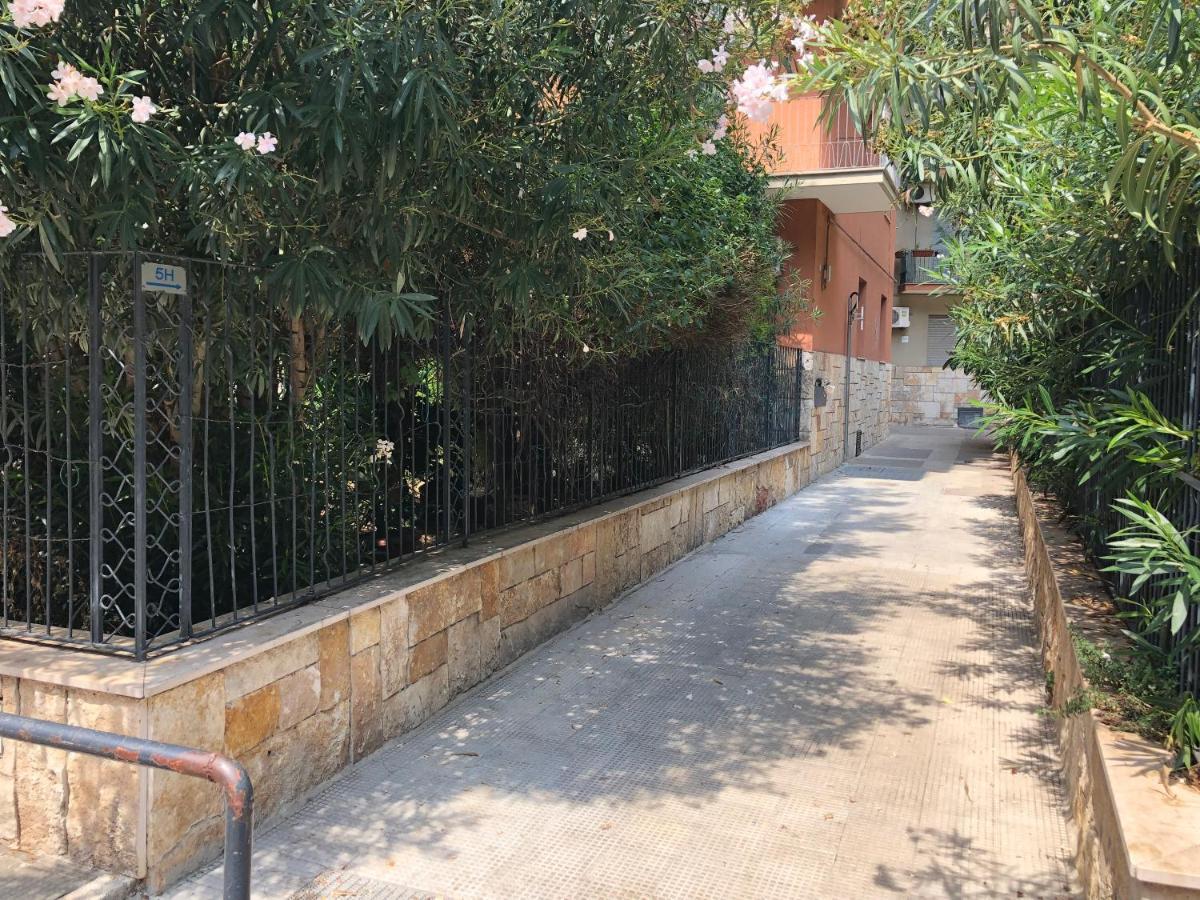 Garden View Salandra Apartment - Bari Policlinico Extérieur photo